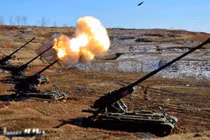 Pháo Koksan 170 mm của Triều Tiên. Ảnh: MW.