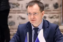 Ông Vladimir Medinsky trong bức ảnh chụp cuộc đàm phán giữa Nga và Ukraine tại Istanbul vào ngày 29/3/2022. Ảnh: Sputnik.