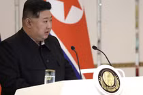 Nhà lãnh đạo Triều Tiên Kim Jong-un tại cuộc họp báo chung với Tổng thống Nga Vladimir Putin vào tháng 6. Ảnh: Moscow Times.