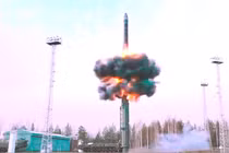 Một vụ phóng tên lửa đạn đạo Yars của Nga. Ảnh: MW.