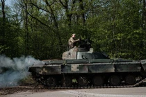 Lực lượng Ukraine tại Slovyansk (Ảnh: AFP)