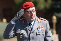 Tổng thanh tra quân đội Đức Carsten Breuer tại Thổ Nhĩ Kỳ, ngày 15/4. Ảnh: Getty.