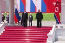 Bình Nhưỡng chào đón Tổng thống Putin bằng buổi lễ hoành tráng