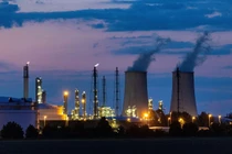 Khu công nghiệp lọc dầu và hóa chất Leuna của Đức, nước nhập năng lượng nhiều nhất từ Nga (Ảnh: Bloomberg)