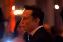 Tỷ phú Elon Musk tham dự Gala của Viện Chính sách Nước Mỹ trên hết được tổ chức tại Mar-a-Lago vào ngày 14/11 ở Palm Beach, Florida (Ảnh: Getty)