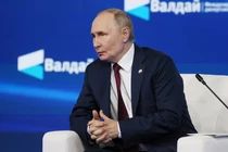 Tổng thống Nga Vladimir Putin tham dự hội nghị quốc tế thường niên của Câu lạc bộ thảo luận Valdai tại Sochi, Nga, ngày 2/10. Ảnh: Reuters.