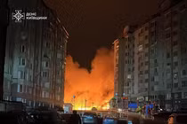 Nga triển khai đòn tấn công ồ ạt nhằm vào hàng loạt thành phố của Ukraine. Ảnh: Kyiv Post.