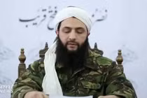 Hình ảnh thủ lĩnh HTS Abu Mohammed al-Jolani phát biểu tại một địa điểm không xác định năm 2016. Ảnh:: Reuters.