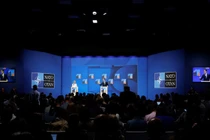 Tổng thư ký NATO Mark Rutte tổ chức họp báo bế mạc ngày cuối cùng của hội nghị thượng đỉnh khối. Ảnh: Getty.