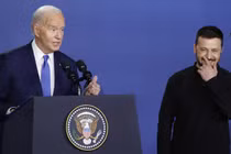Tổng thống Mỹ Joe Biden và người đồng cấp Ukraine Volodymyr Zelensky. Ảnh: Getty.