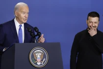 Tổng thống Mỹ Joe Biden và người đồng cấp Ukraine Volodymyr Zelensky. Ảnh: Getty.