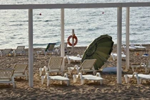 Bãi biển Sevastopol vài giờ sau khi bị tấn công bằng ATACMS của Ukraine ngày 23/6 (Ảnh: RIA)