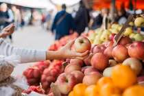 Nhóm nghiên cứu cho biết việc xác định các tác nhân chống khối u từ nguồn tự nhiên, chẳng hạn như chất dinh dưỡng trong chế độ ăn uống, vẫn là một mục tiêu quan trọng trong nghiên cứu ung thư. Ảnh: Shutterstock.