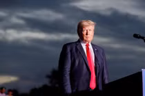 Ông Donald Trump liên tục chỉ trích chính quyền Joe Biden vì cách rút quân ở Afghanistan (Ảnh: AFP)