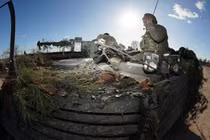 Việc thay đổi Hiến pháp có thể giải phóng hàng trăm tỷ USD nợ của Đức để dành cho chi tiêu quân sự. Ảnh: CNN.