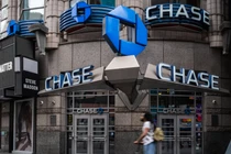 Tác động từ cú sập của SVB tiếp diễn trong hệ thống ngân hàng Mỹ (Ảnh: CNBC)