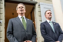 Bộ trưởng Tài chính Mỹ Scott Bessent và Đại diện Thương mại Jamieson Greer phát biểu với giới truyền thông sau cuộc đàm phán thương mại với Trung Quốc tại Geneva, Thụy Sĩ, ngày 11/5. Ảnh: Reuters.