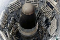 Một tên lửa xuyên lục địa mang đầu đạn hạt nhân của Nga. Ảnh: Quore.