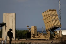 Một máy bay không người lái được phóng tại một khu vực không được tiết lộ ở Iran (Ảnh: DPA)