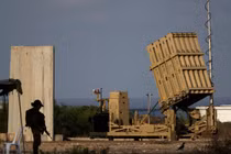 Một máy bay không người lái được phóng tại một khu vực không được tiết lộ ở Iran (Ảnh: DPA)