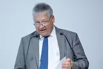 Người đứng đầu cơ quan tình báo nước ngoài Đức Bruno Kahl, Berlin, ngày 19/7 (Ảnh: Getty)