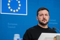 Tổng thống Ukraine Volodymyr Zelensky phát biểu với giới truyền thông vào cuối cuộc họp thượng đỉnh EU tại Brussels, Bỉ vào ngày 19/12/2024. Ảnh: Getty.