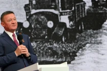 Cựu Bộ trưởng Giao thông Nga Roman Starovoit. Ảnh: Sputnik.