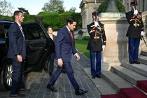 Ngoại trưởng Mỹ Marco Rubio đến Bộ Ngoại giao Pháp trước cuộc họp song phương với người đồng cấp Pháp tại Paris, Pháp ngày 17/4. Ảnh: Reuters.