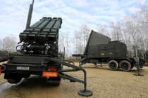 Hệ thống phòng không Patriot của Ba Lan. Ảnh: Reuters.