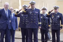 Tư lệnh Hải quân Ukraine, Phó Đô đốc Aleksey Neizhpapa (giữa phía trước) ở London, Vương quốc Anh ngày 11/12/2023 (Ảnh: Getty)