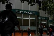 Ngân hàng First Republic có nguy cơ sụp đổ ngay trong cuối tuần này (Ảnh: WSJ)