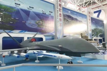 Mẫu drone WJ-700 của quân đội Trung Quốc (Ảnh: Military Machine)