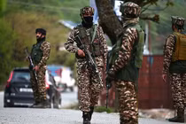 Binh lính Ấn Độ ở Pahalgam, Kashmir vào ngày 22/4. Ảnh: Hindustan Times.