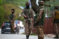 Binh lính Ấn Độ ở Pahalgam, Kashmir vào ngày 22/4. Ảnh: Hindustan Times.