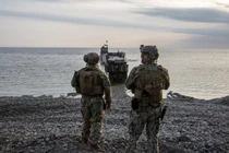 Thủy quân lục chiến Mỹ tham gia cuộc tập trận đổ bộ. Ảnh: Getty