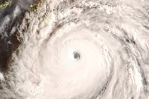 Bản đồ mây từ vệ tinh Fengyun-4 cho thấy siêu bão Ragasa, dự kiến ​​sẽ đổ bộ vào Trung Quốc trong hôm 24/9. Ảnh: SCMP.