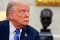 Tổng thống Mỹ Donald Trump phát biểu trong cuộc gặp với Thủ tướng Na Uy Jonas Gahr Store tại Phòng Bầu dục ở Nhà Trắng vào ngày 24/4. Ảnh: Getty.