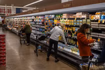 Chi tiêu tiêu dùng là một trong những động lực chính cho tăng trưởng kinh tế ở Mỹ (Ảnh: Getty)