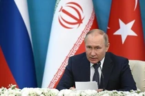 Tổng thống Nga Vladimir Putin trong cuộc họp báo ở Tehran ngày 17/7 (Ảnh: Sputnik)