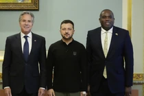 Ngoại trưởng Mỹ Antony Blinken và Ngoại trưởng Anh David Lammy gặp Tổng thống Ukraine Volodymyr Zelensky tại Kiev, ngày 11/9 (Ảnh: RT)