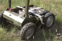 Robot mới được Nga triển khai trên chiến trường Ukraine (Ảnh: Sputnik)