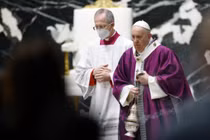 Giáo hoàng Francis (phải) bắt đầu chuyến thăm Iraq vào ngày 5/3 (Ảnh: NYTimes)