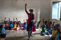 Hệ thống giáo dục công ở Ấn Độ nhìn chung còn nghèo nàn (Ảnh: The Economist)