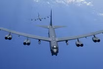 Máy bay ném bom chiến lược B-52H của Không quân Mỹ. Ảnh: MW.