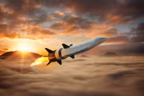 Nhiều nước trong khu vực châu Á-Thái Bình Dương đã sở hữu hoặc đang phát triển vũ khí siêu thanh, vũ khí năng lượng định hướng (Ảnh: Defense News)