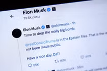 Một bài đăng hiện đã bị xóa trên tài khoản X của Elon Musk cáo buộc Tổng thống Donald Trump đồng lõa với Jeffrey Epstein. Ảnh: Getty.