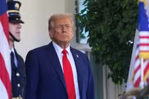 Ông Trump tuyên bố sẽ có chuyến thăm Trung Đông sau thỏa thuận ngừng bắn giữa Israel và Hamas. Ảnh: Reuters.