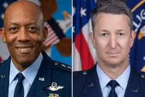 Hôm 21/2, ông Trump tuyên bố bãi chức Chủ tịch Hội đồng Tham mưu trưởng Liên quân của Đại tướng Charles Brown và thay bằng Trung tướng Dan Caine. Ảnh: Sohu.