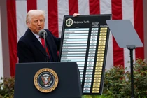 Tổng thống Mỹ Donald Trump tuyên bố đạt thỏa thuận thương mại với Việt Nam. Ảnh: Reuters.