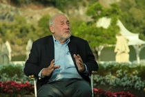 Nhà kinh tế học đoạt giải Nobel Joseph Stiglitz (Ảnh: CNBC)